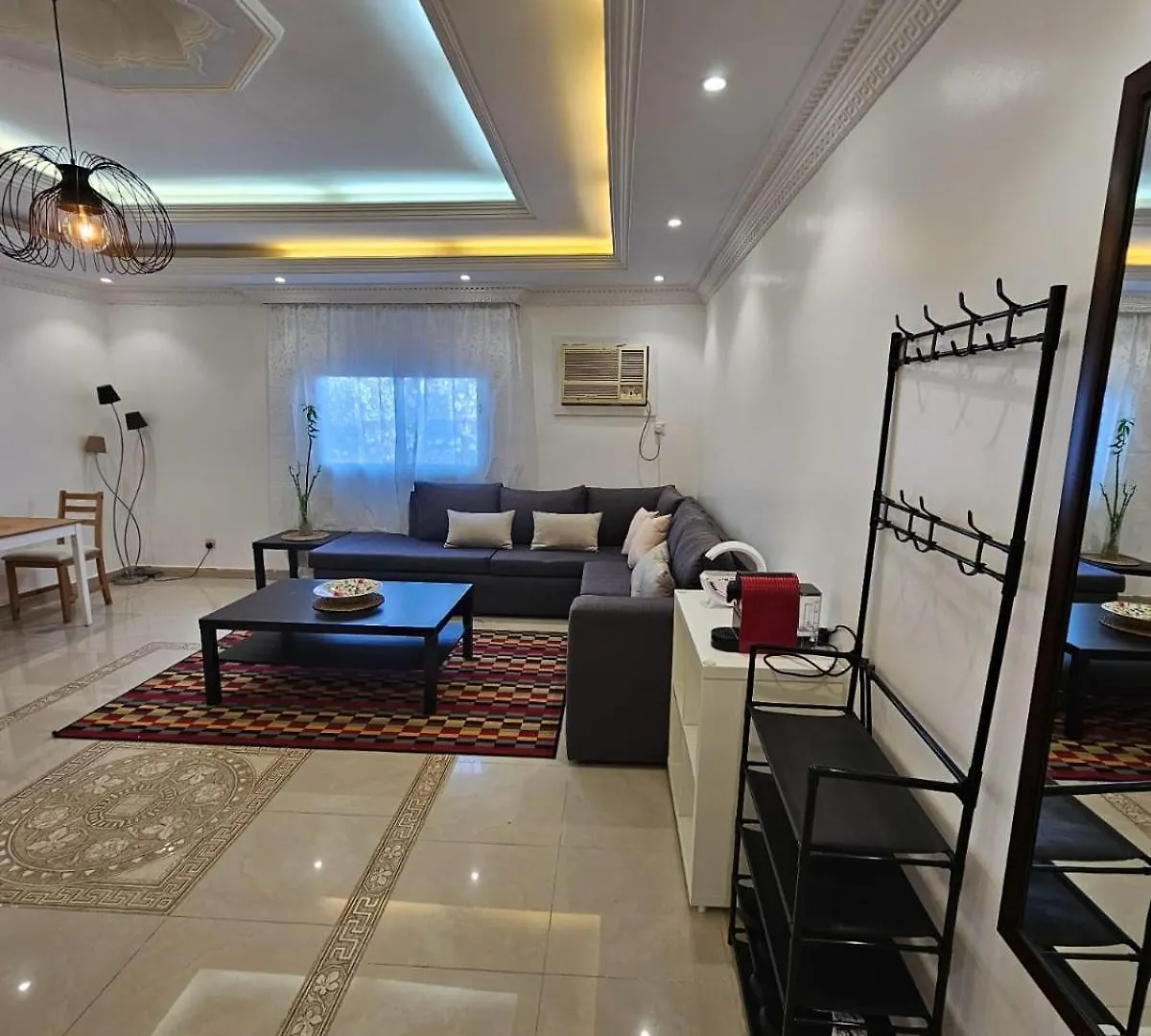 Appartement شقة هادئة بمساحة كبيرة بحي التنعيم بمكة المكرمة غرفة نوم واحدة فقط